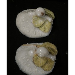 Antique glass bonbonniere, strawberry and snail, h: 15 cm.