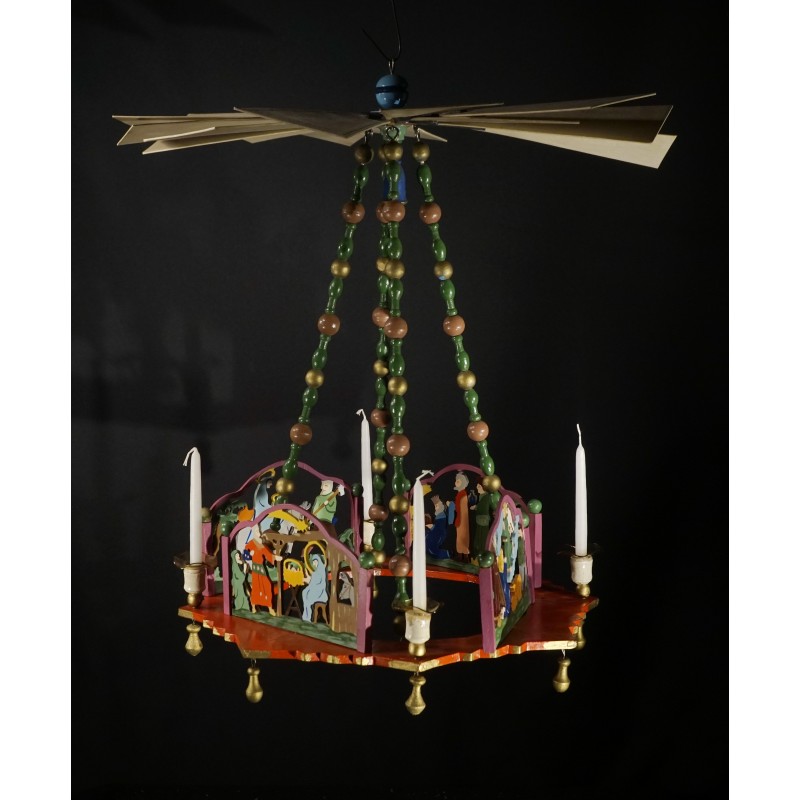 Antique advent "chandelier", Erzgebirge, with 4 crib scenes, size: 60 x 45 cm.