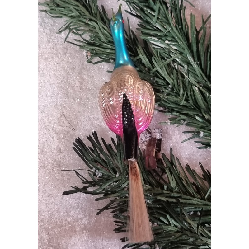 Antique exotic bird, with crown and green beak, l: 14,5 cm.