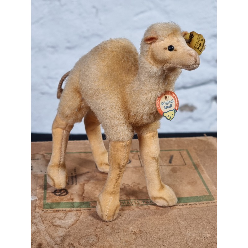 Old Steiff animal, dromedary, h: 15 cm.