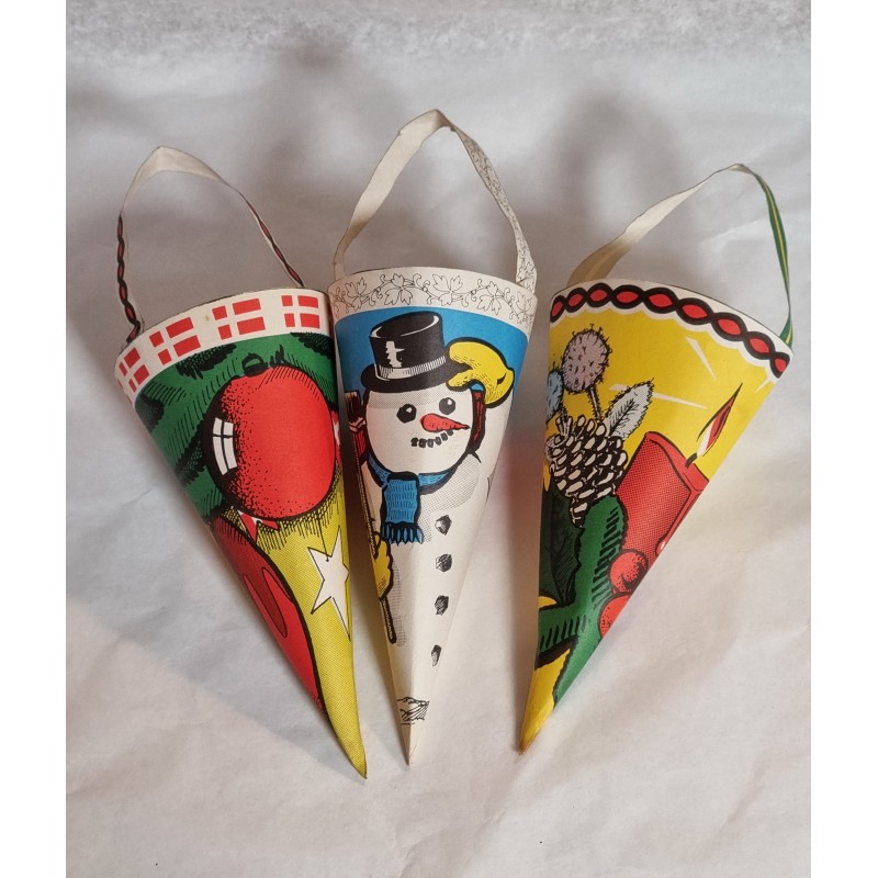 Old paper ornaments, 3 candycontainere, h: 18 (incl. hanger)