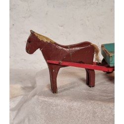 Old horse and wagon in wood, l: 38 cm, horse h: 14 cm.