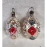 Antikt glaspynt, jugend pynt, geometriske mønstre, h: 5,5 - 6 cm. (2stk)