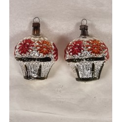 Old glass ornament, flower basket, h: 6 cm.