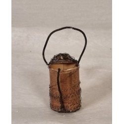 Antikt Dresden pap, kande med tråd, mål: 8 x 9,5 cm.