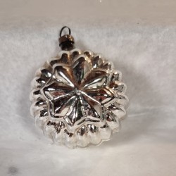 Antique reflector with colored glass threads in the middle, yellow, h: 5,5 cm.