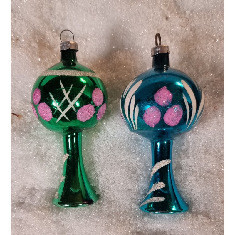 Old glass ornament, lamps with diff. pattern, h: 8 cm.