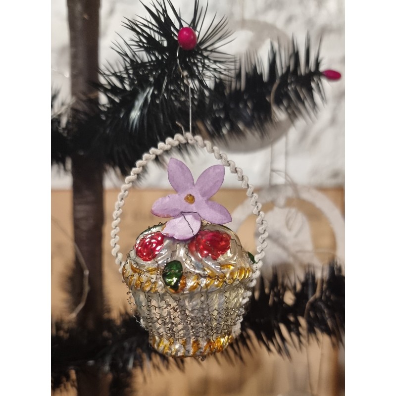 Old glass ornament, flower basket with wire and chenille, h: 7 cm.