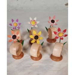 Old Easter ornaments, 6 napkin rings, h: 8 - 9,5 cm. (6x)