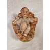 Gammel krybbe med Jesus barn, mål : 9 x 6,5 cm.