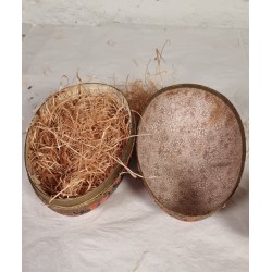 Antique cardboard Easter egg with pattern, h: 20 cm.