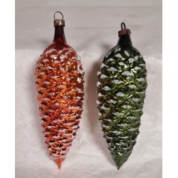 2 antique colored pine cones, h: 10,5 - 10 cm. (2x)