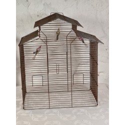 Old birdcage in metal, size: 52 x 44 x 32 cm.