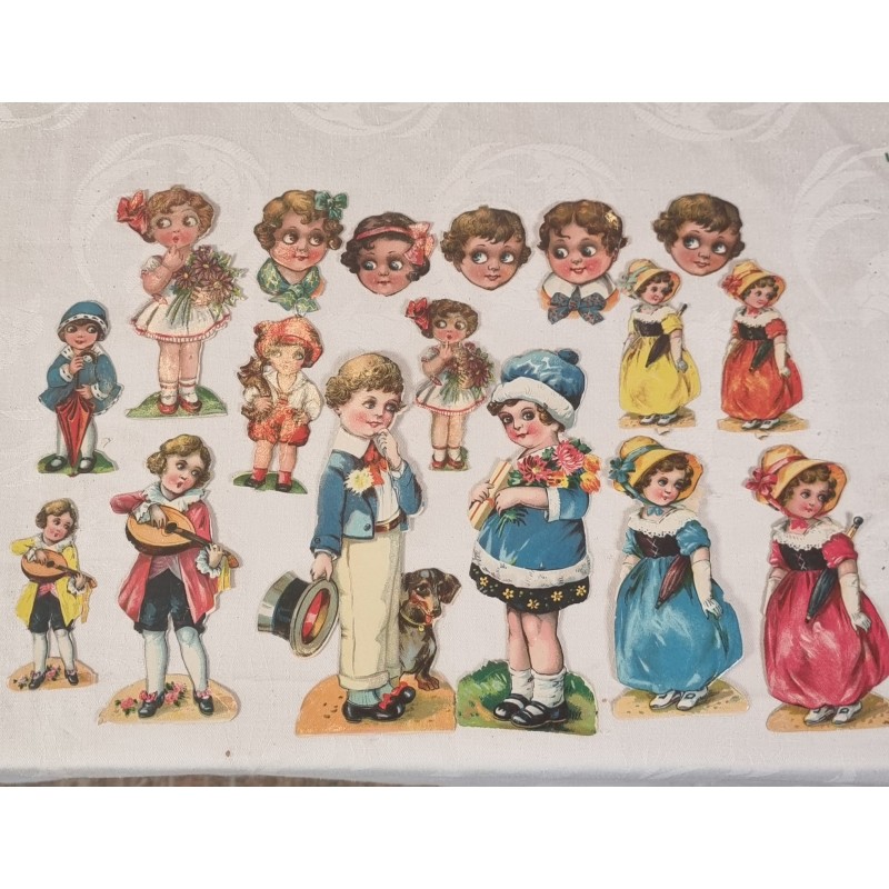 17 old scraps, boys and girls, h: 16 cm (the highest).