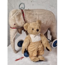 Gammel bamse, h: 35 cm.