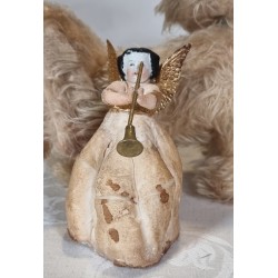 Angel in cotton with antique bisquit head, h: 12 cm.