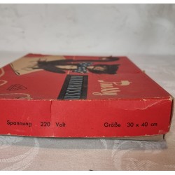 Old box with heating pad, size: 22 x 32 cm.