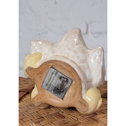 Gammel keramik sparebøsse fra Kähler, høne med kyllinger, mål: 14 x 14 cm.