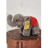 Gammel Steiff elefant, lille, h: 6,5 cm.