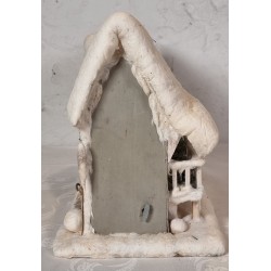 German snowhouse with 8 cotton dolls and 3 Wendt und Kühn angels, plays Christmas songs, size: 46 x 33 x22 cm.