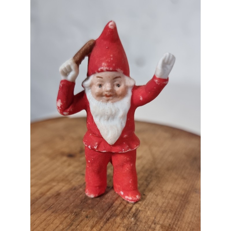 Antik bisquit nisse, dirigent, h: 6 cm.