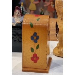 Gammel souvenir fra Himmelbjerget, Ole Lukøje, sparebøsse, h: 9,5 cm.