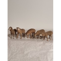 Antique sheep with "tuchstaub" surface, h:  4,5 - 5,5 cm (5x).