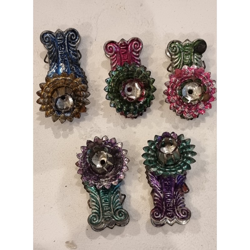 5 antique candle holders, colored, 3 x 6 cm.