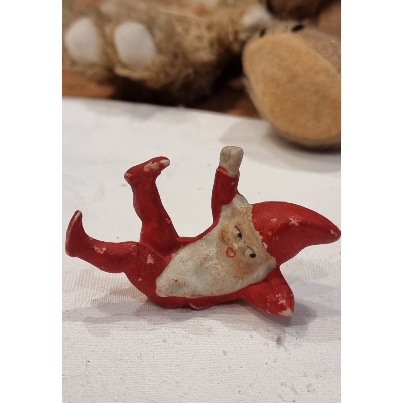 Antique bisquit elf, laying, h: 3,5 cm.