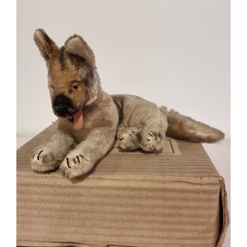 Old Steiff animal, German shepherd dog, size: 15 x 25 cm.