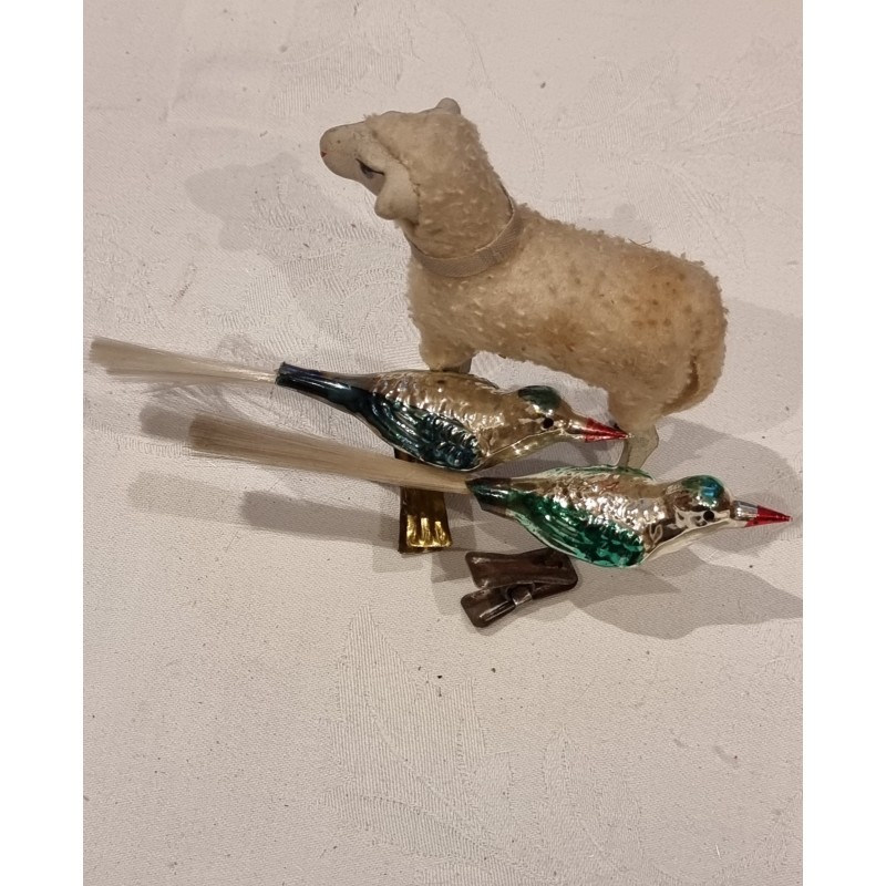 Old glass ornament, bird with a green skull, l: 12,5 cm.