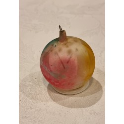 Antique glass ornament with gelatine, h: 5,5 cm.