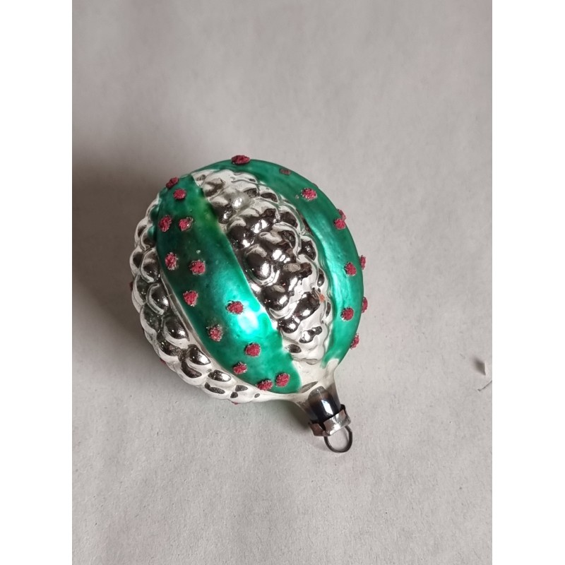 Antique glass ornament, green/silver, h: 6,5 cm.