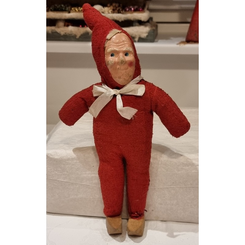 Gammel nisse med papmachè hoved, h: 33 cm.