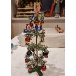 Gammelt juletræ i papir med glaspynt, lys og top engle, h: 27 cm.