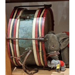 Gammel Steiff elefant, lille, h: 6,5 cm.