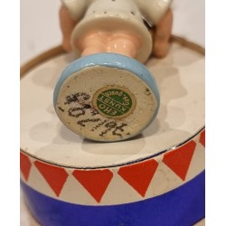 Gammel Wendt und Kühn, Marguerit engel med horn, h: 5 cm.