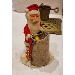 Old Santa with papier-mache...
