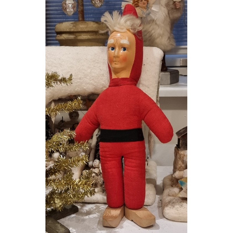 Old Daells varehus elf/gnom with clogs, h: 42 cm.