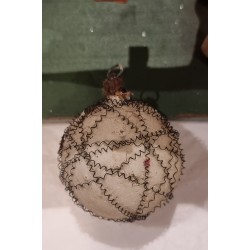 Antique glass ornament, gelatine and wire, h: 5,5 cm.