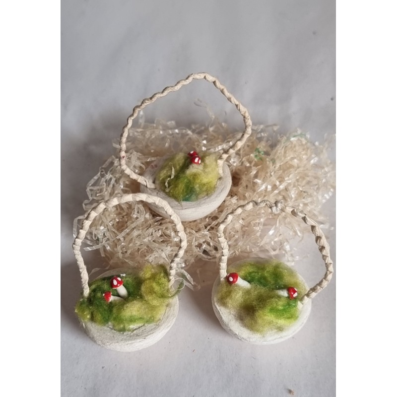Antique cotton ornament, basket with mushroom, h: 8,5 cm.
