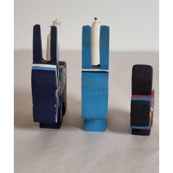 Old Eigenbrod horses, 2 with candlelight, h: 6,5-9,5-10 cm. (3x).