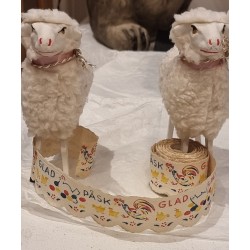 Old Easter paper ornament for cupboard, h: 4 cm, l: ? + 5 old hanger.
