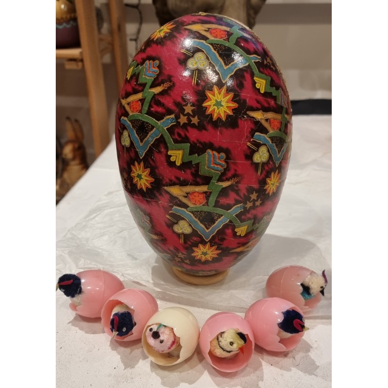 Antique cardboard Easter egg with pattern, h: 20 cm.