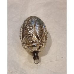 Antikt glaspynt, jugend kugle med ornamentik, h: 5,5 cm.