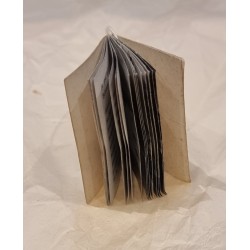 Jultanne julepynt, Winter Hilfswerk, fra 1936, mål: 4,8 x 3,6 cm.