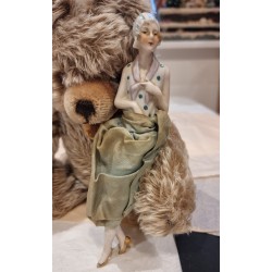 Antique porcelain doll from 1920, h: 20 cm.