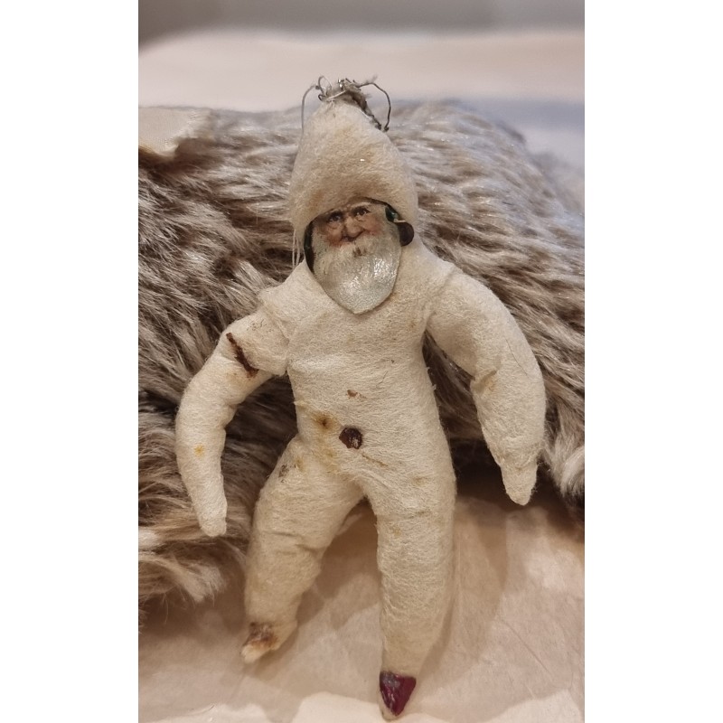 Antique cotton ornament, Santa, h: 10,5 cm.