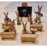 Old bunny school from Erzgebirge, size: blackboard h: 8,5 cm, teacher h: 7,5 cm.