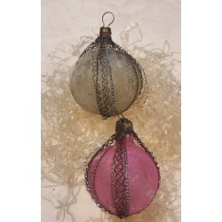 Antique glass ornament, gelatine and wire, h: 5 cm.